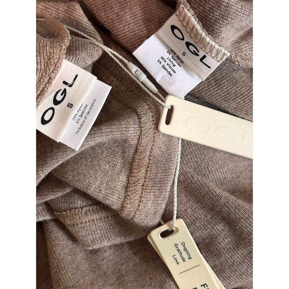 OGL MIDI SKIRT WITH LONG SLEEVE SHIRT WITH BUILTIN BRA SET SIZE S NWT - Picture 5 of 5